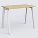 K8 plan droit 100*60 sur pieds fixe. Plateau Chêne clair et pietement Blanc