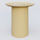 Table Basse Fashon Styl piètement colonne métalique D-26 cm. Plateau Jaune Cuivre (RAL 1002) et pietement Jaune Cuivre (RAL 1002).