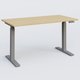 Poste solo 140*70 réglable en hauteur éléctriquement de 70-120 cm gamme KPro2. Plateau Chêne clair et pietement Aluminium.