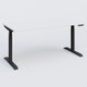 Poste solo 160*80 réglable en hauteur éléctriquement de 65-130 cm gamme KPro3. Plateau Blanc et pietement Noir.