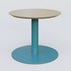 Table Basse Fashion Styl piètement colonne en métal et plateau bois. Plateau Chêne et pietement Bleu Petrole (RAL 5025).