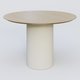 Table Basse Fashion Styl piètement colonne en métal D-26cm et plateau bois. Plateau Chêne et pietement Blanc (RAL 9010).