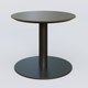 Table Basse Fashion Styl piètement colonne en métal et plateau bois. Plateau Chêne Moka et pietement Noir (RAL 9005).