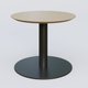 Table Basse Fashion Styl piètement colonne en métal et plateau bois. Plateau Chêne et pietement Noir (RAL 9005).