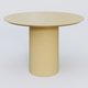 Table Basse Fashion Styl piètement colonne en métal D-26cm et plateau bois. Plateau Jaune Cuivre (RAL 1002) et pietement Jaune Cuivre (RAL 1002).