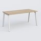 K8 plan droit 160*70 sur pieds fixe. Plateau Chêne naturel et pietement Blanc