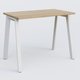 K8 plan droit 100*60 sur pieds fixe. Plateau Chêne naturel et pietement Blanc