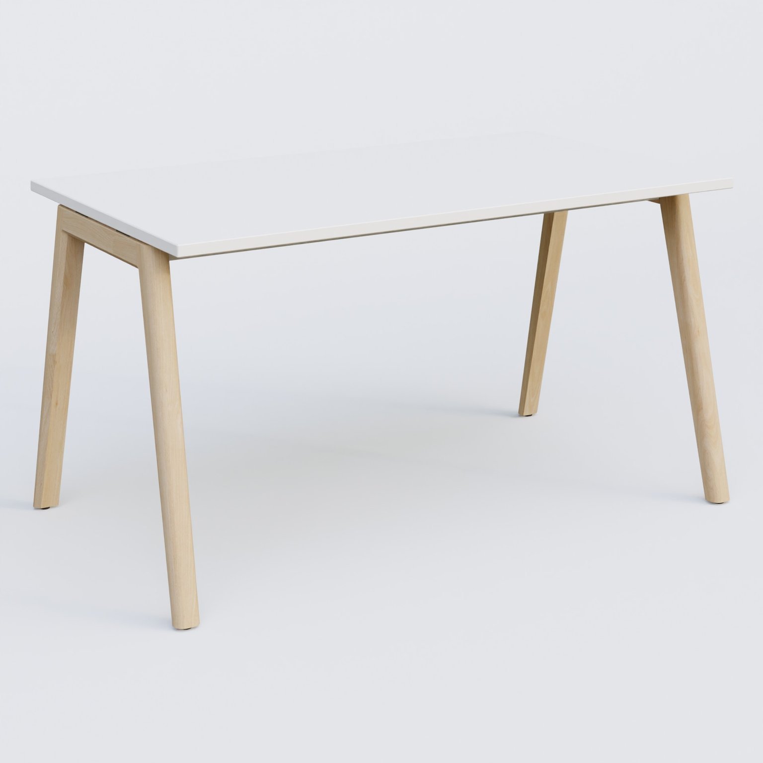 Bureau K9 piètement incliné en bois et plateau 140*80 cm. Plateau Blanc et pietement bois massif de hêtre.