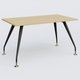 K5 plan droit 140*80 cm. Plateau Chêne clair et pietement Noir Mat avec base chromé.