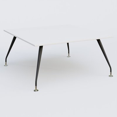 [Pas de famille] - [Pas de sous famille] - K5 plan droit 160*165 cm. Plateau Blanc et pietement Noir Mat avec base chromé.