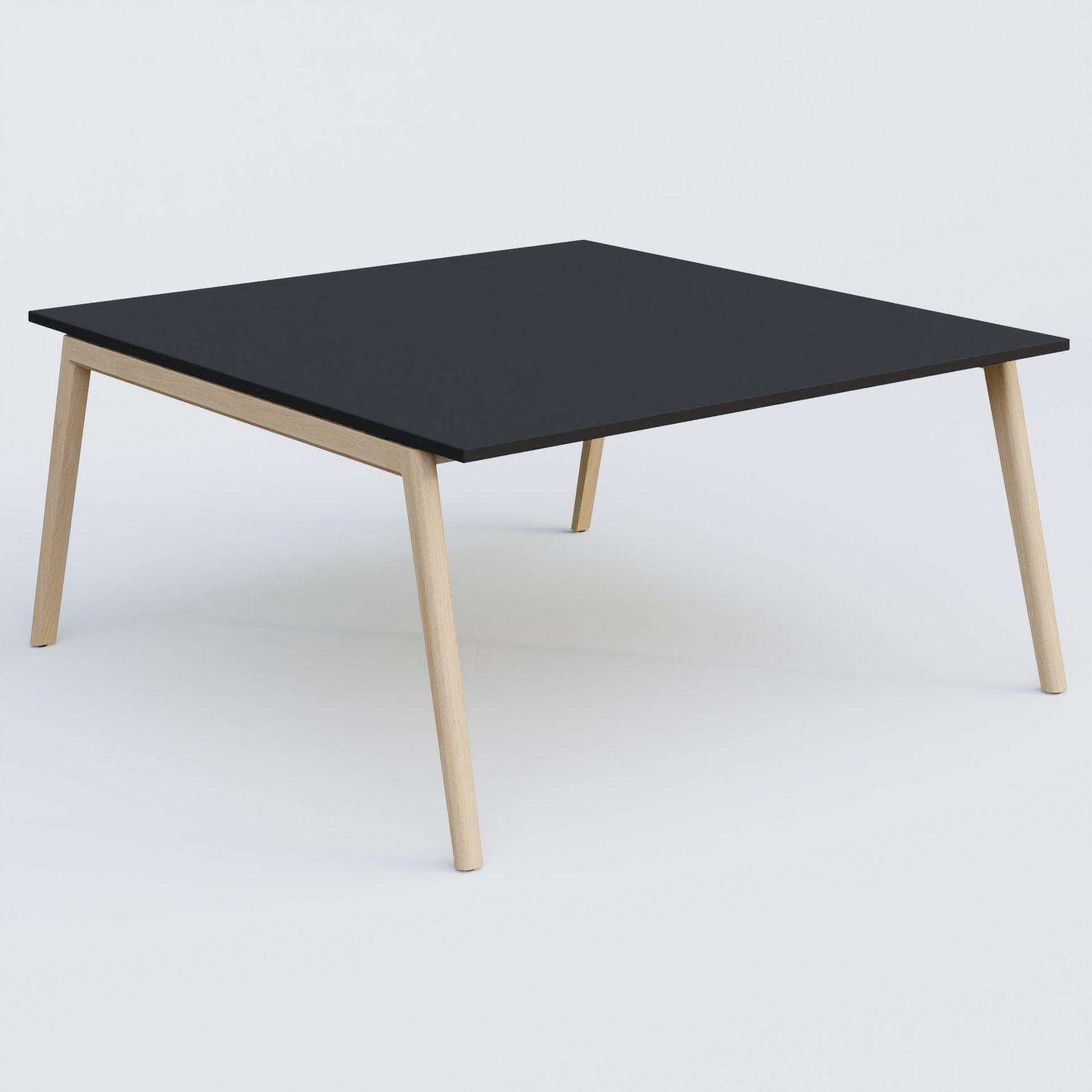 Bureau K9 piètement incliné en bois et plateau 160*165 cm. Plateau Noir et pietement bois massif de hêtre.