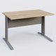 K1 Plateau droit 120x80 avec voile de fond métal. Plateau Chêne naturel et pietement Aluminium