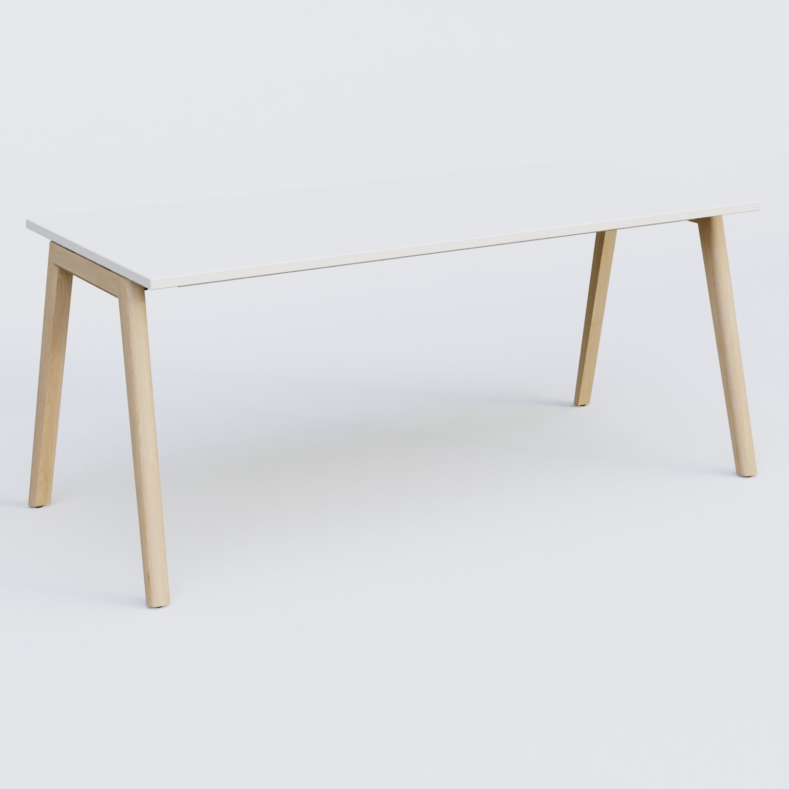 Bureau K9 piètement incliné en bois et plateau 180*80 cm. Plateau Blanc et pietement bois massif de hêtre.