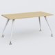 K5 plan droit 160*80 cm. Plateau Chêne clair et pietement Blanc avec base chromé.